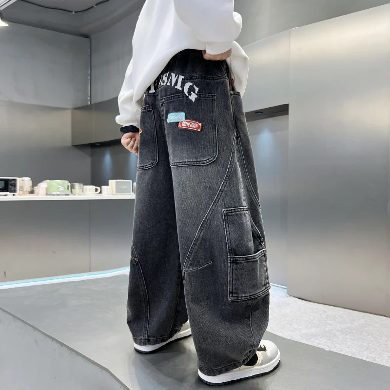 クールなルーズカジュアルジーンズ 男の子用 ストレートレッグ ワイドレッグ 春秋 中～大サイズ 子供用ジーンズ ファッショナブルで耐久性があります
