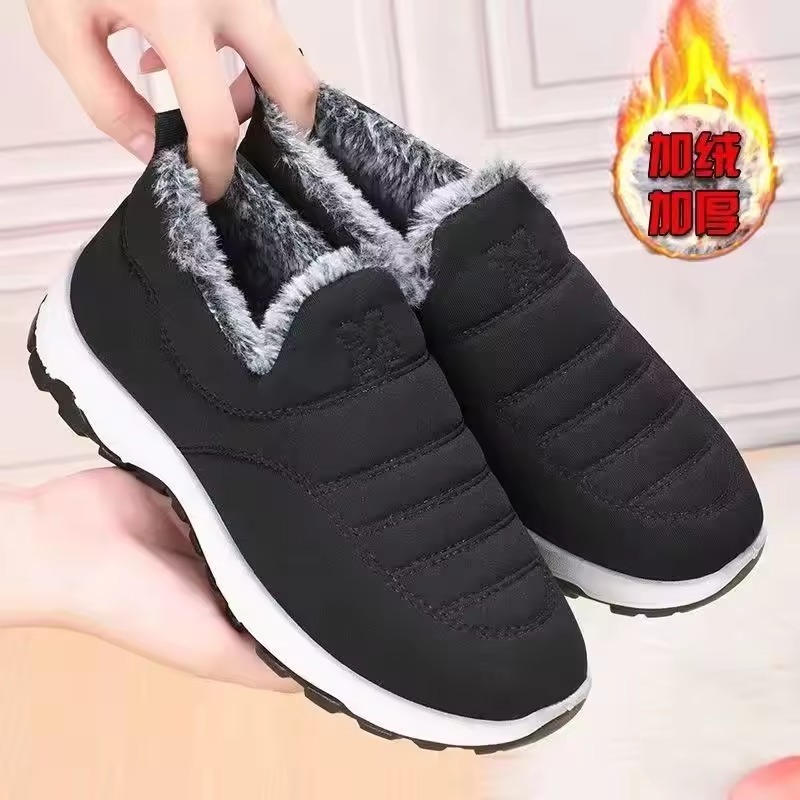 2025 New Men's wool lined snow boots, winter warm and waterproof sliding boots, warm outdoor short boots