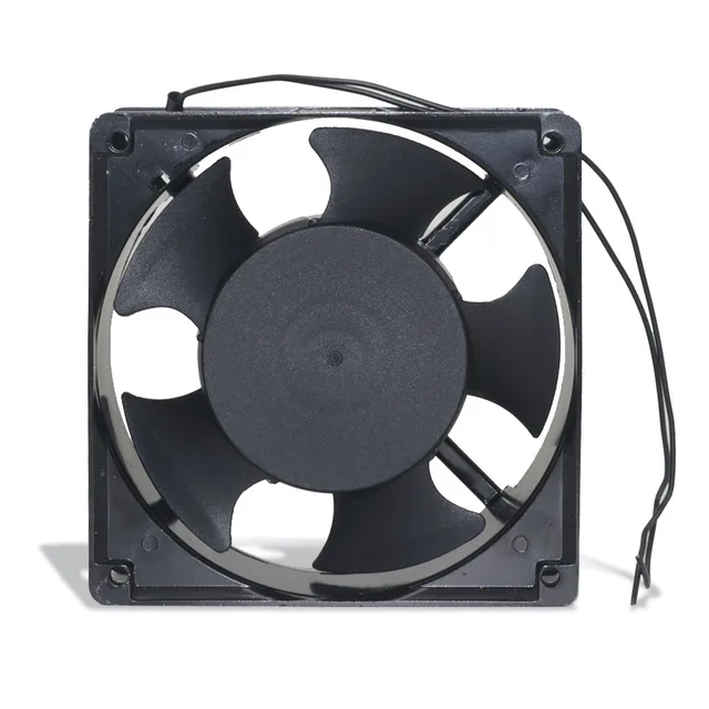 Efficient and reliable incubator cooling fan