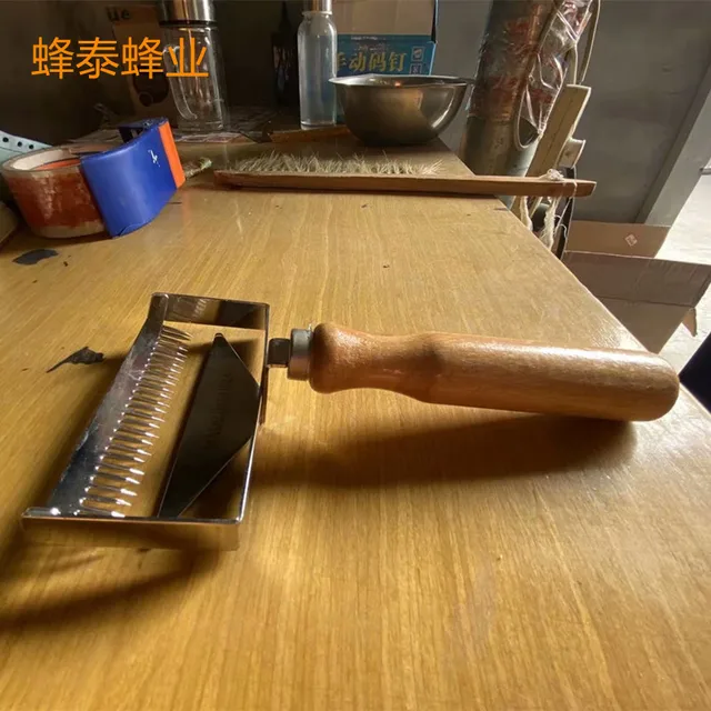 1Db Méhészeti Berendezés Apicultura Apikulture1Pcs Z Alakú Fa Fogantyú Mézvágó - Image 5