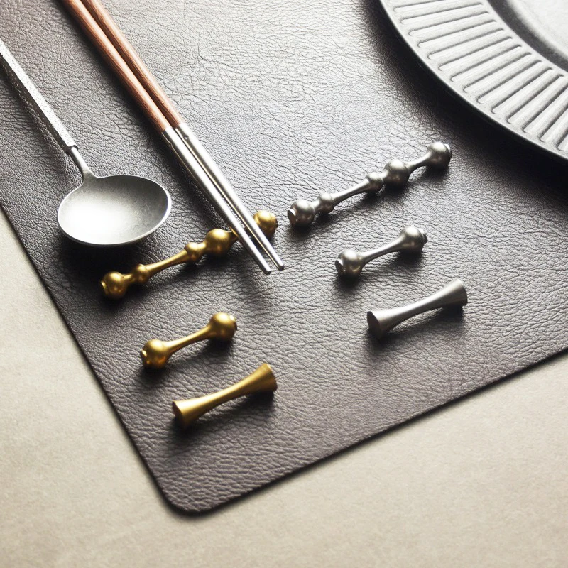 Cutipol Goa Set di bacchette e poggia bacchette in oro nero coppia di
