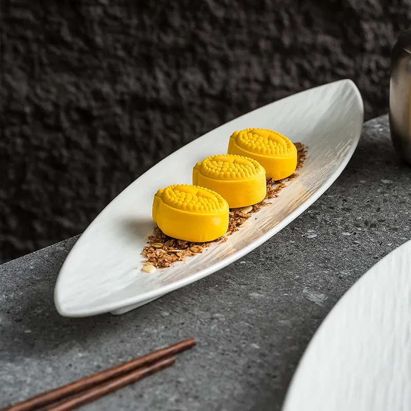 

Hotel Special Dessert Plate, High-End Restaurant Sushi Plate, New Creative Leaf Plate, Quicksand Black Display Plate