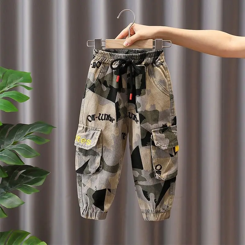 

2023 Boys' Autumn Elastic Waist Pocket Camo Workwear Pants Winter Plush Thickened Loose and Realistic Casual Versatile Leggings