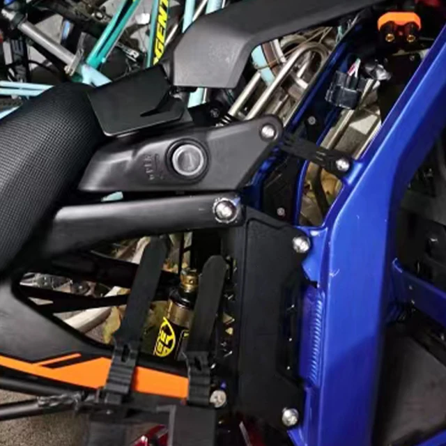 URLWALL For SUR-RON Light Bee X Black Aluminum CNC Subframe Seat