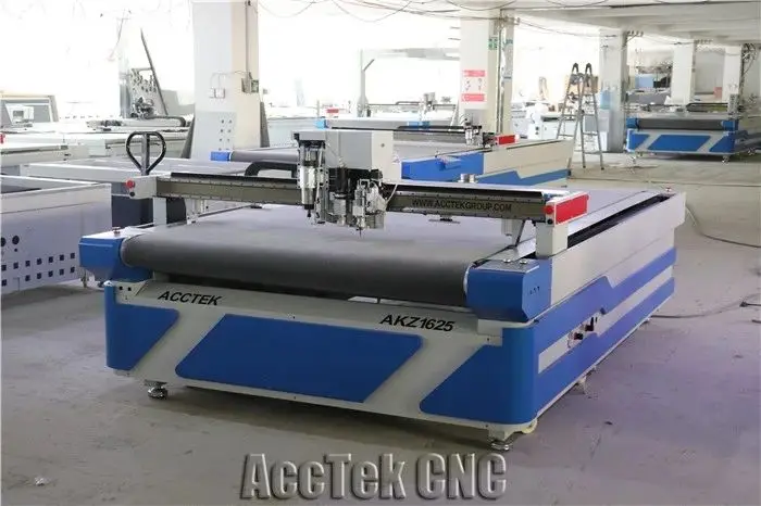지난 ACCTEK AKZ1625/1610/1825 CNC 진동 나이프 절단기 (골판지/고무/폼/PVC/천 절단용)
