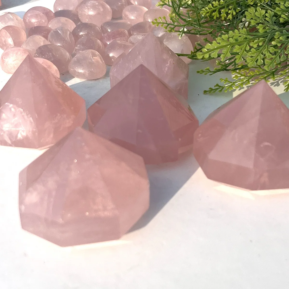 Diamante Di Quarzo Rosa Naturale In Vendita Bel Colore Pick Migliore Decorazione Vendita Calda Circa 6 Pz/Kg