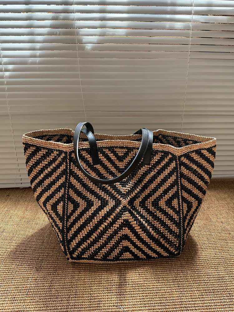 Women's Classic Fashion Lafite Straw Woven Women's Underarm Casual Women's Tote Bag Street Shopping Shoulder Bag