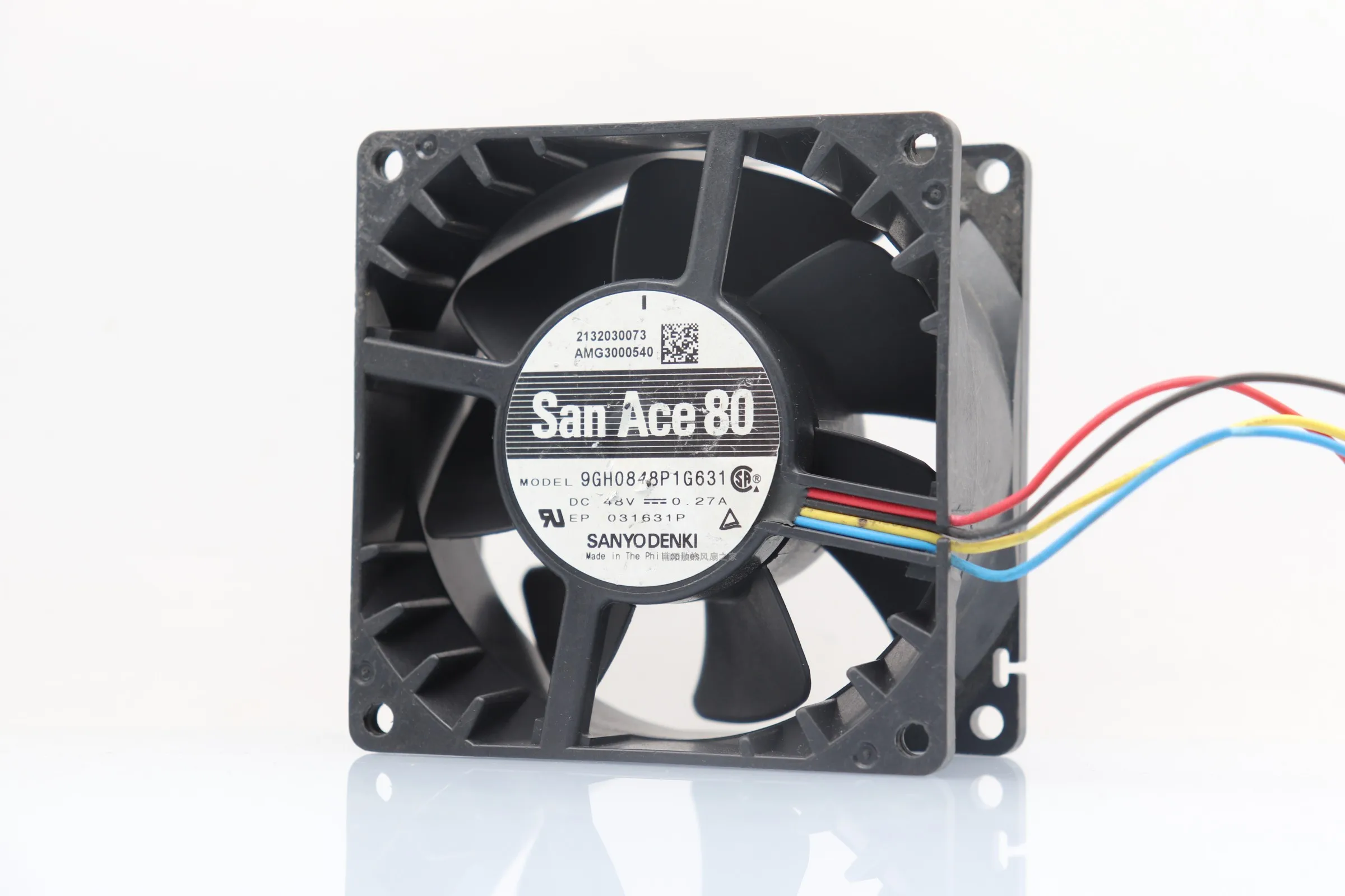 

4-проводной вентилятор охлаждения сервера Sanyo Denki 9GH0848P1G631 DC 48V 0.27A 80x80x38 мм