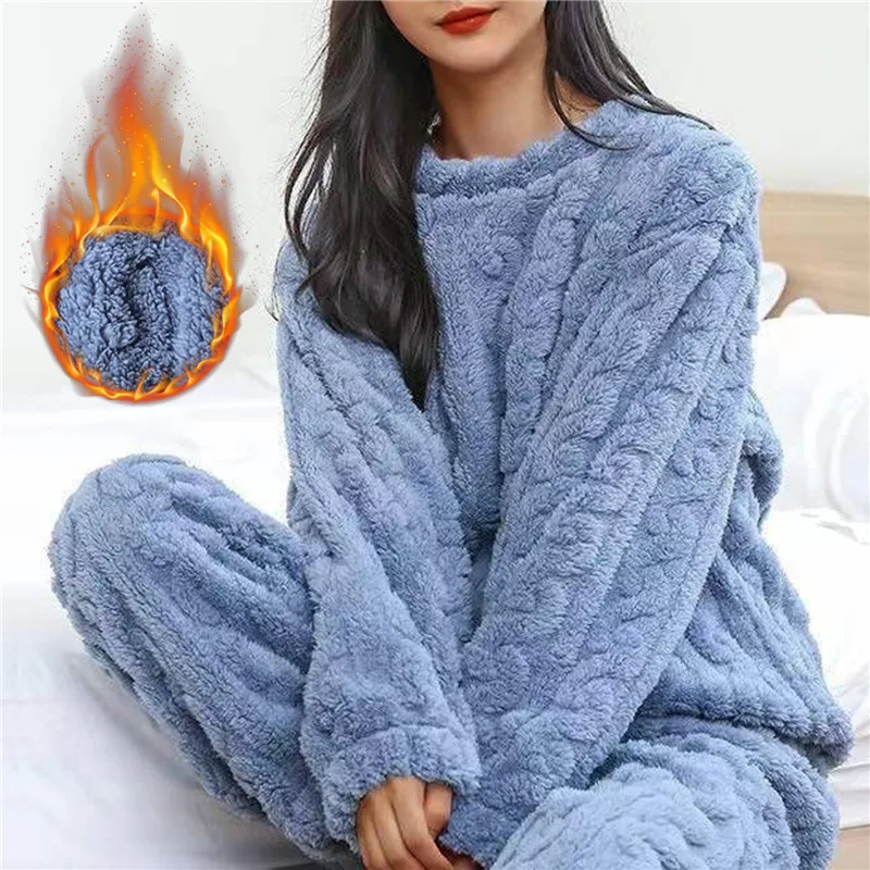 https://ae01.alicdn.com/kf/S5f0a8249186b4052bcdd1f89d7355578I/Thickened-Warm-And-Comfortable-Pajamas-For-Women-S-Winter-Long-Sleeved-Velvet-For-Women-S-Home.jpg