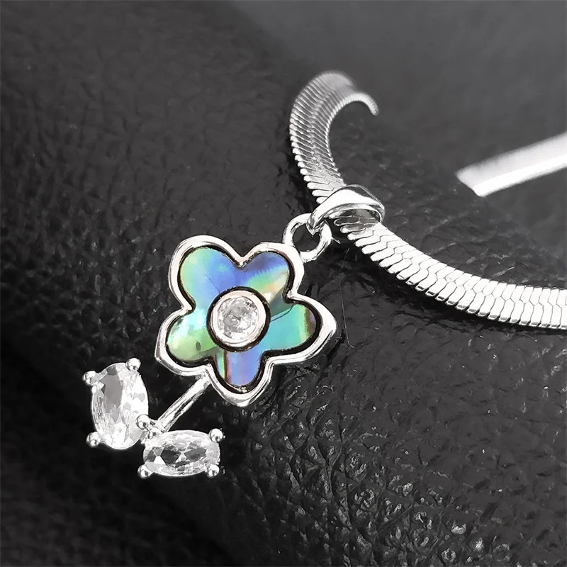

Korean Copper Flower Abalone Shell Necklace Vintage Women Men Stainless Steel Snake Chain Boho Necklaces Jewerly Gift NGGS04
