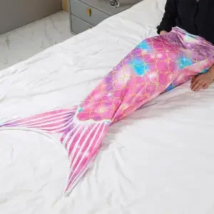 Children Soft Flannel Mermaid Tail Blanket Plush Mermaid Wearable Blanket for Girls Teens Adults Scale Sleeping Blankets