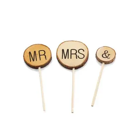 

Wooden Cake Topper MR&MRS Wedding Decoration 3PCS/pack Creative Wedding Decor Valentines Day Anniversary Cake Topper Set