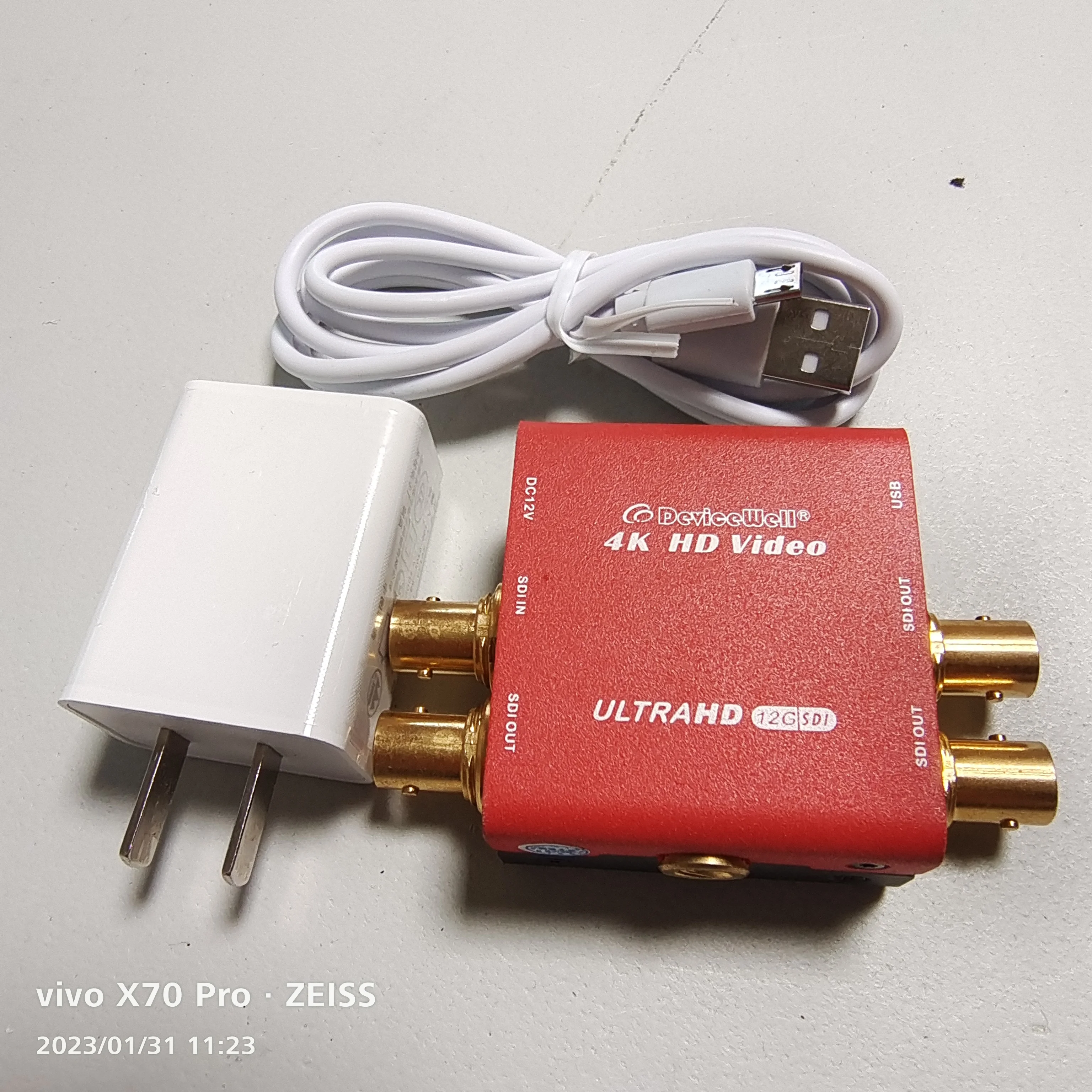 DeviceWell PD2011T ̴ 4K HD  SDI , 2 SDI  ȣ HDMI ȣȯ Ʈ 12G 