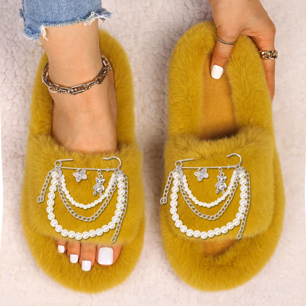 Women's Slippers Shoes Faux Fur Slides Pearl Chain Decor Flat Sandals Designer Flip Flops Female Winter Plush Slippers 2022 New