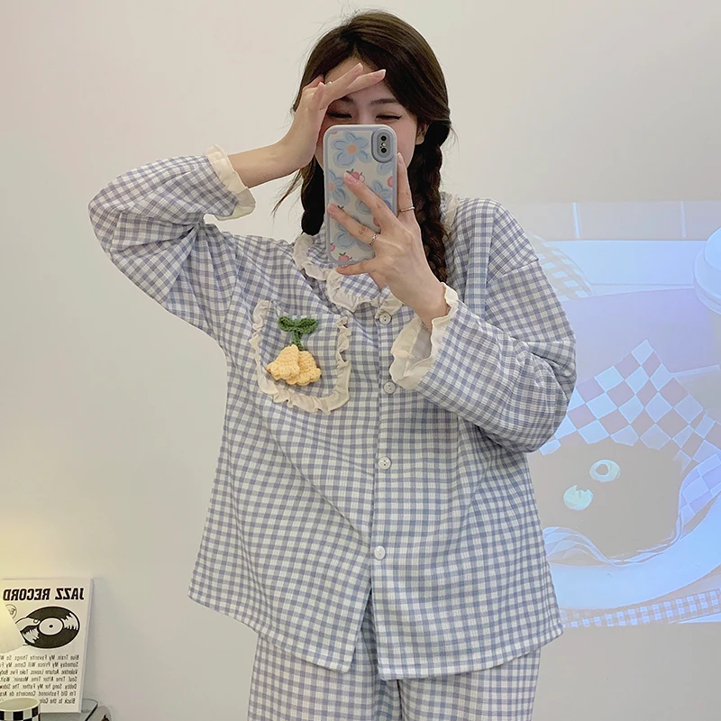 Plaid women's pajamas spring autumn new cardigan small lapel long sleeved trousers two-piece female student home clothes suit