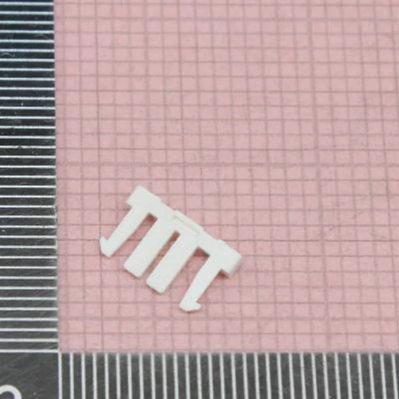 Connettore Tyco Originale Da 100 Pezzi 917700-1 Fibbia Bianca A 4 Vie