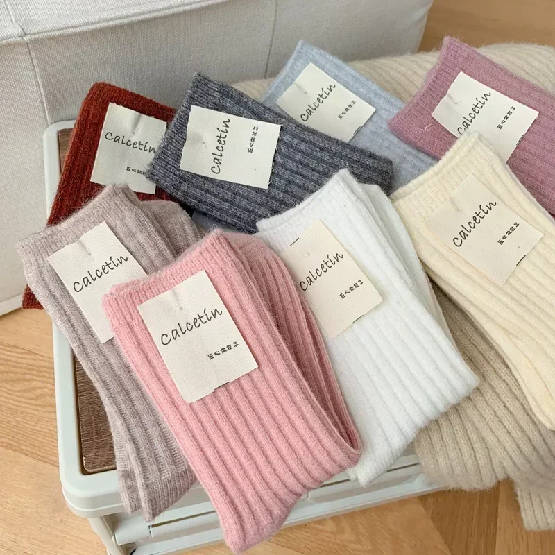 여성용 캐시미어 울 양말, 캐주얼 일본 패션, 단색, 두꺼운 긴 양말, 소녀 보온, 따뜻한 승무원 양말, 2024 겨울 신상