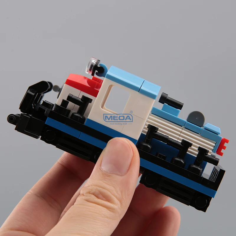 BlocteckToy Set di Mattoncini da Costruzione Tecnica Treno MOC, 3030 Pezzi Modello Locomotiva Polare Natalizia con Binari, Giocattolo da Costruzione