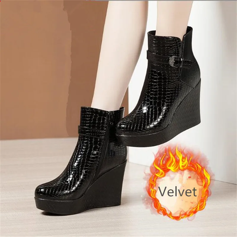 Genuine Leather Platform Ankle Boots Women Fashion Wedge Shoes Autumn Women Sexy High Heel Shoes Winter Warm Women Snow Boots