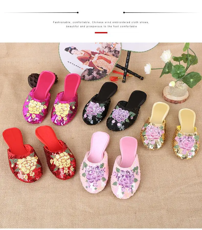 36-40 Women Slippers Sequin Embroider Shoes Summer Silk Fabric Flats Flower Closed Toe Soft Sole Non-slip Chinese Style Footwear