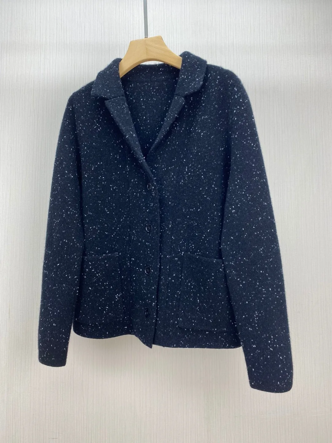 

Women's Knitted Double Pocket Jacket, Sequined Suit Collar, Cashmere, Elegant, Versatile, Female Clothing, Autumn, Winter, New
