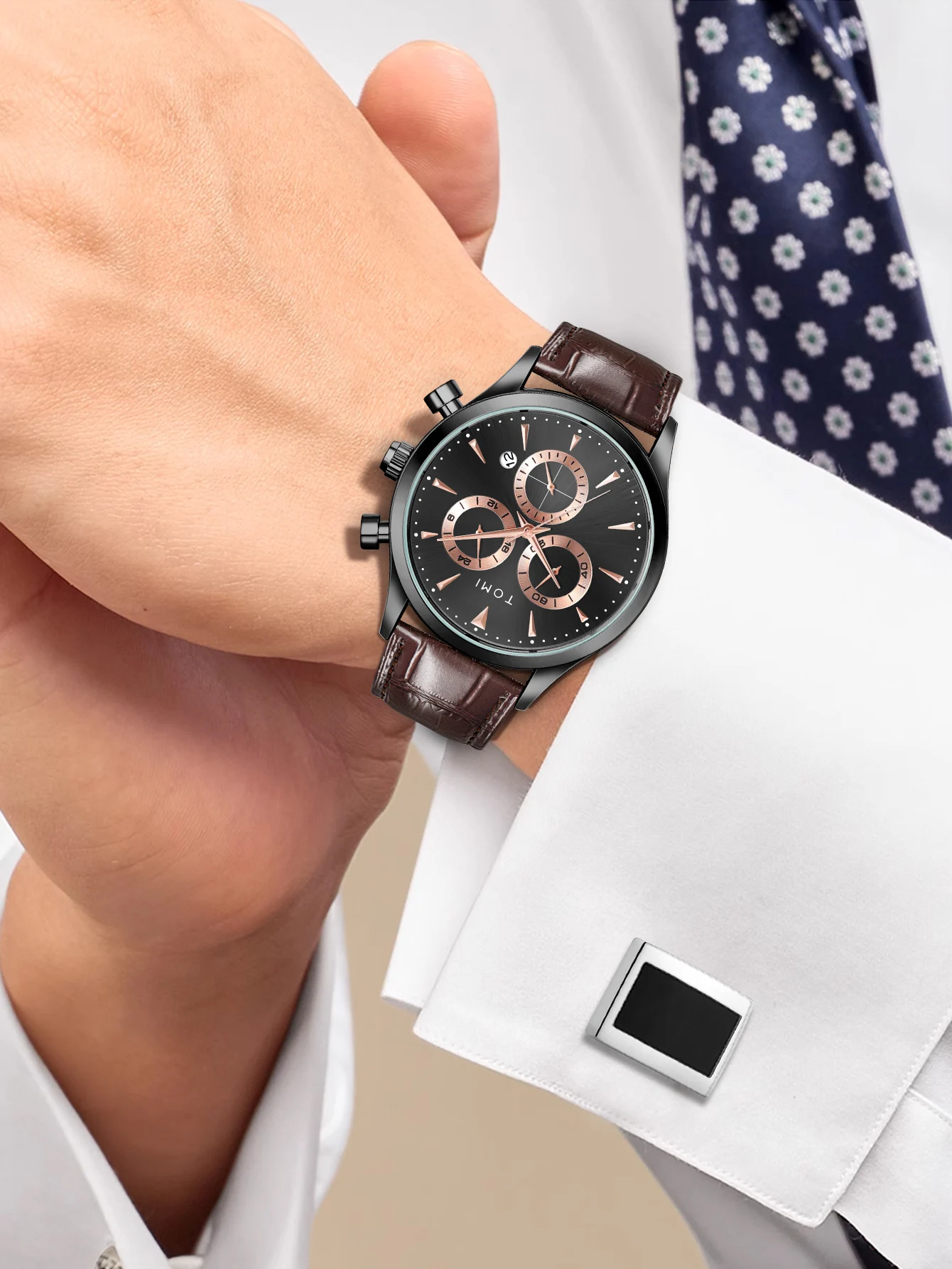 TOMI 4PCS Set Luxury Business Men's Quartz Watch Casual Fashion Versatile Watch Men's Cufflinks Tie Clip Watch Festival Gift