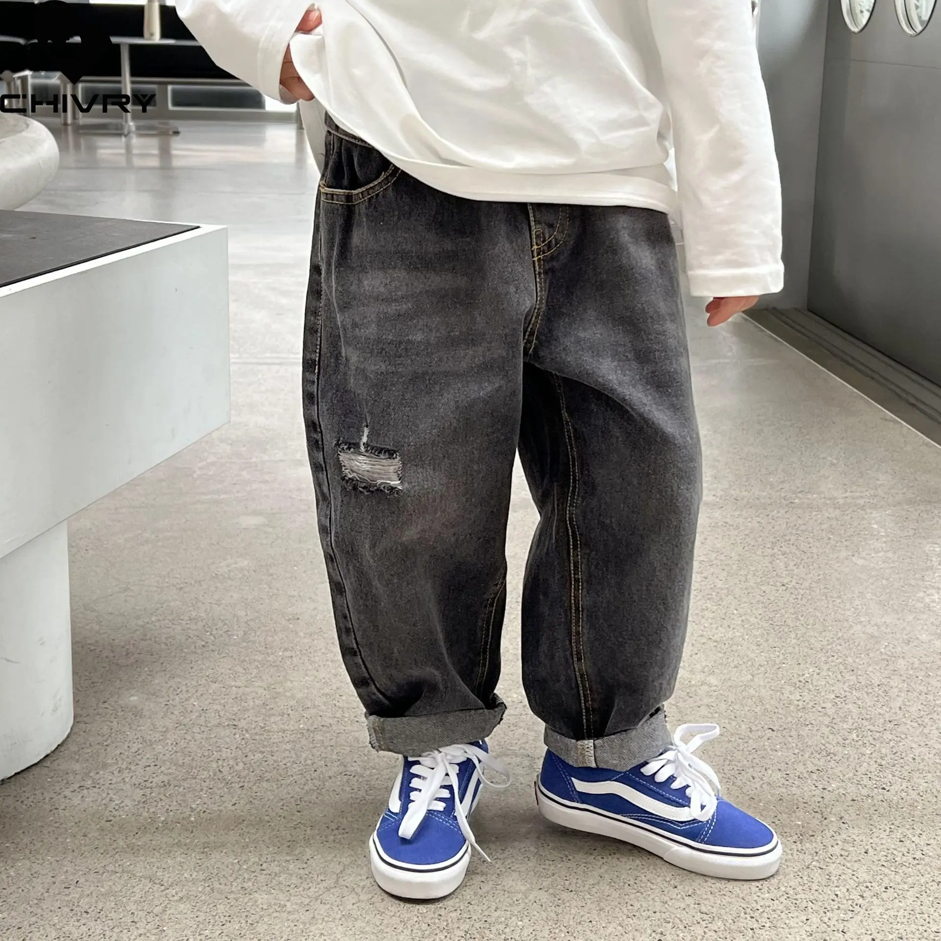 

New 2023 Kids Fashion Solid Ripped Jeans Pants Boys Classic Denim Long Trousers Baby Jeans Spring Autumn Clothing for 2-8 Years