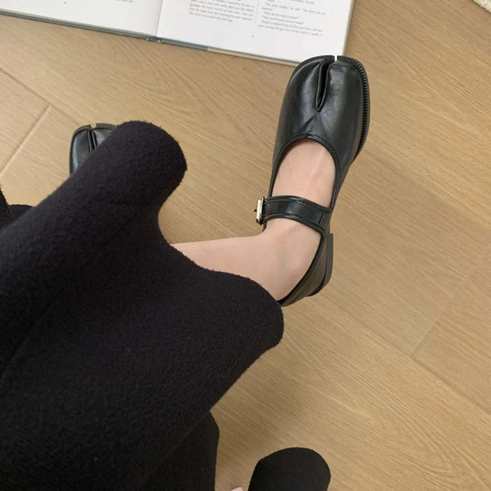 Split Toe Mary Janes Shoes For Women Square heel Tabi Shoes Loafer 2025 Spring Summer Soft Leather Women Pumps Shoes 5