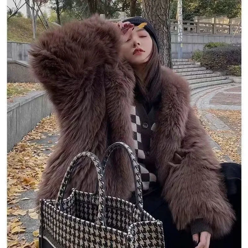 フェイクファージャケット女性の冬暖かいフード付きふわふわ