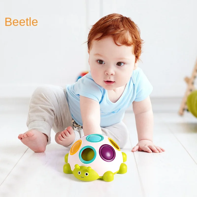 Baby's finger beetle dig hole baby's grip button hole training finger fine early education puzzle 1-year-old toy