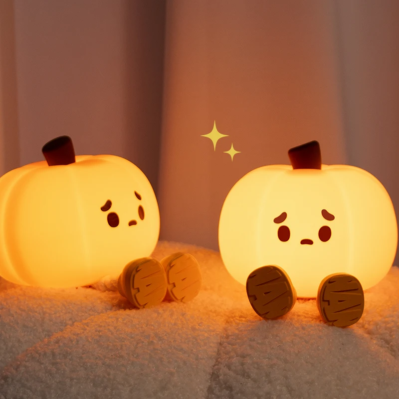 Luce Notturna A Forma Di Zucca Triste – Lampada LED Dimmerabile In Silicone Morbido – Ricaricabile, Con Timer E Piedini – Decorazione Halloween