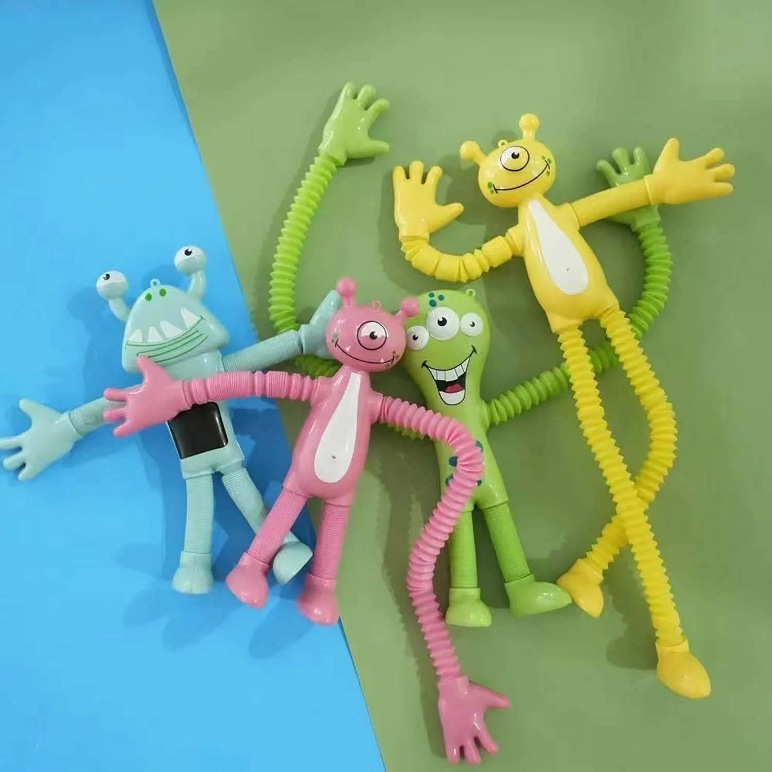4pcs luminous/non luminous stretching robot telescopic tube decompression toy LaLaLaLe funny puzzle toy gift color random 3