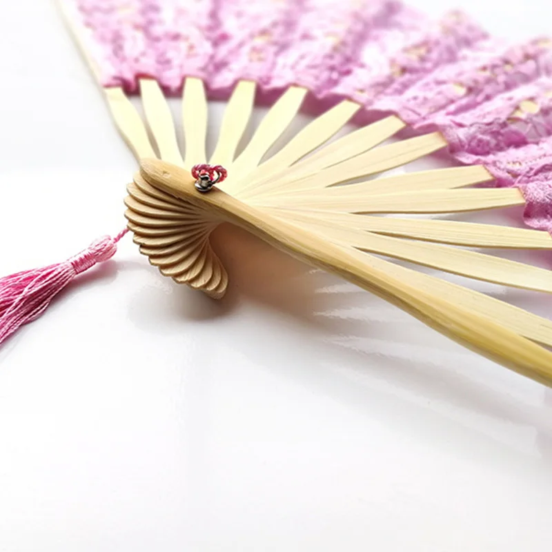 14 Color Embroidery Chinese Dance Hand Fan Party Wedding Prom Bamboo Hand Folding Lace Fabric Retro Craft Gift Fan Home Decor Folding Fan Hand Fan
