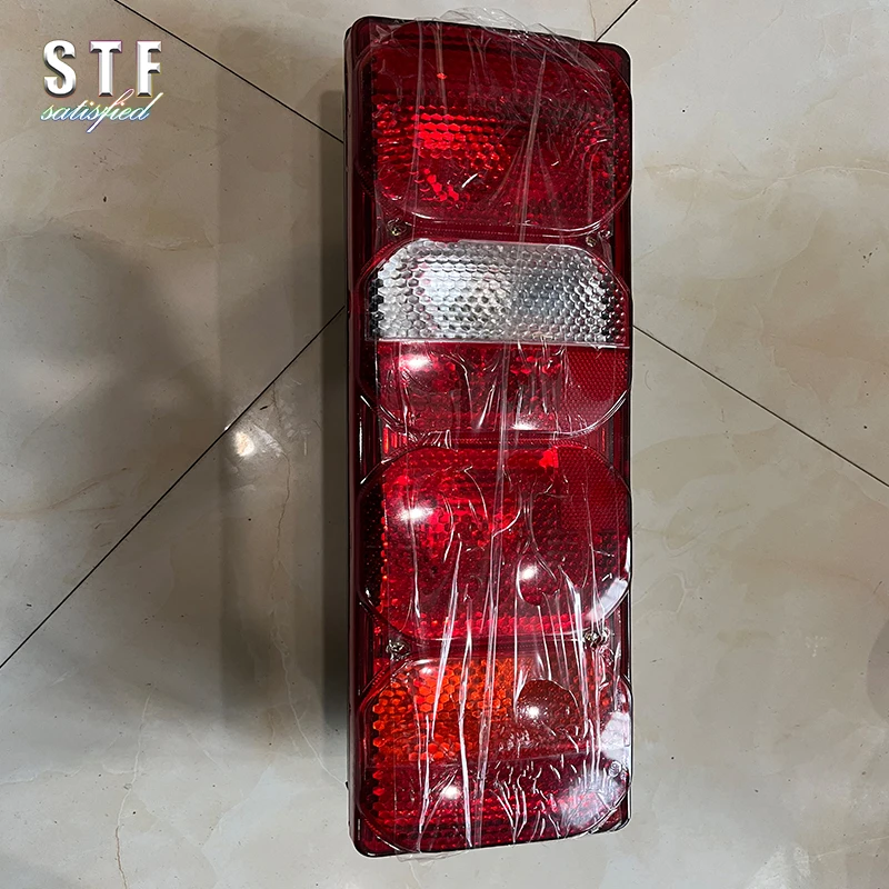 

Запасные детали для задней лампы головного света SITRAK C7H WG9925810001 WG9925810002