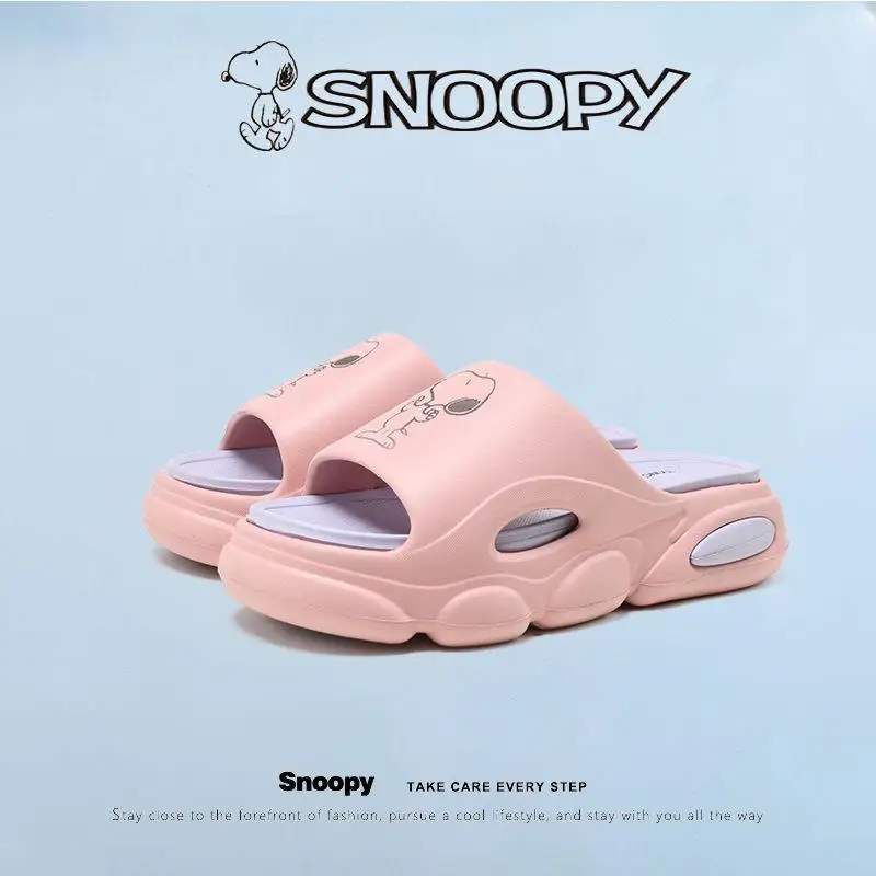 

New Snoopy Slippers Summer New Thick Sole Couple Home Shoes Bathroom Shower Anti Slip and Anti Odor Slippers