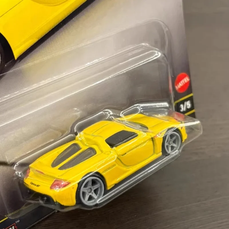Authentic Hot Wheels Premium Porsche Carrera GT Timeless Icons Metal Collectible 1/64 Diecast Vehicle Toy