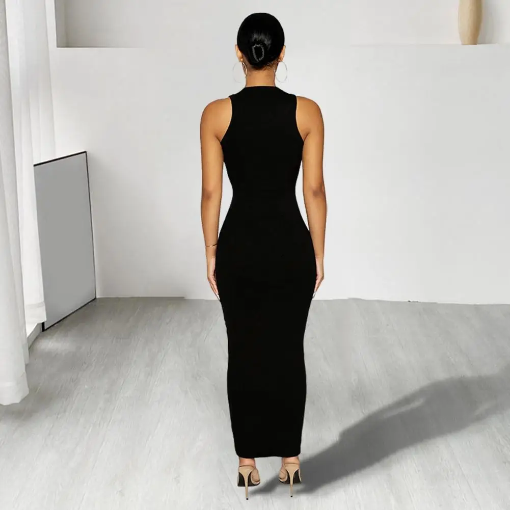 

Женское платье-футляр с круглым вырезом, длиной до щиколотки