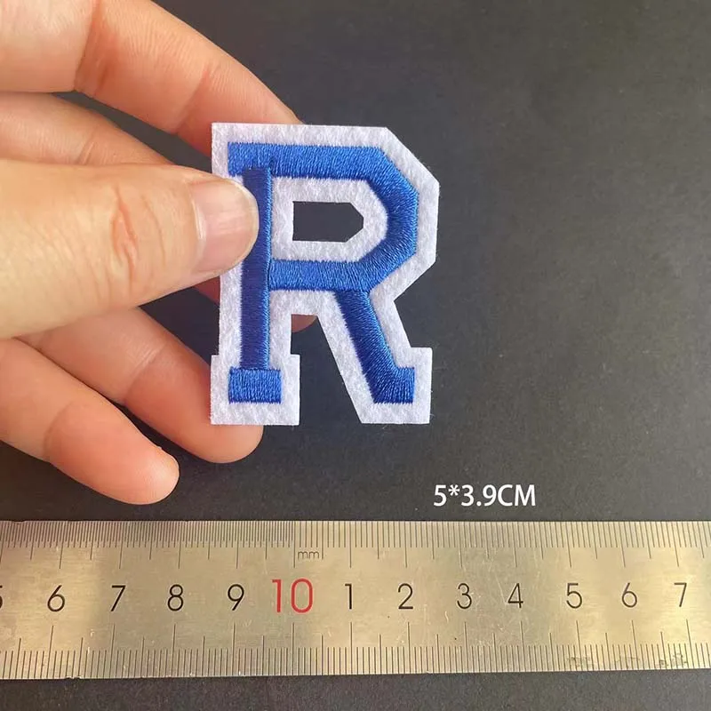 A ~ z blaues Alphabet englische Buchstaben mit weißer Kante Stickerei Applikation Eisen auf Patches, thermo klebende Stoff Kleidung Aufkleber – Detail 5