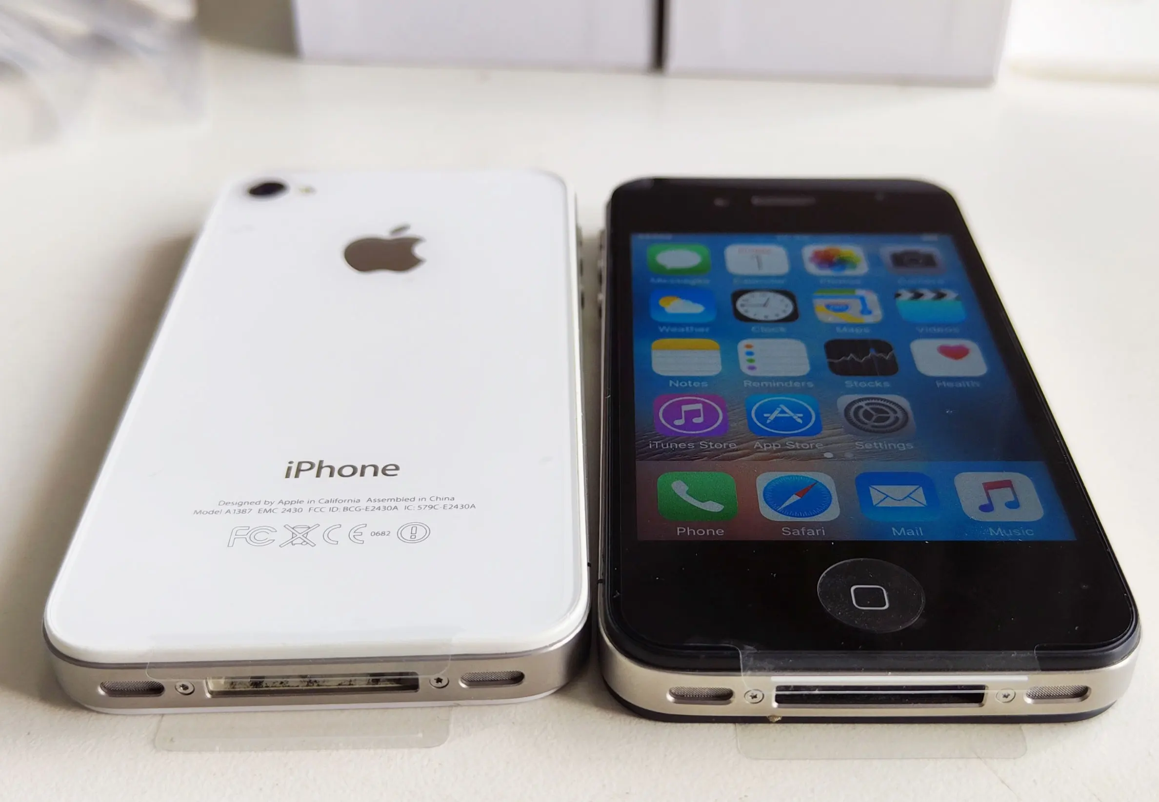 Used Original  Apple Iphone 4s Unlock Cell Phone Dual Core 3.5inch Screen 16GB/32GB  512MB RAM latest iphone cellphone