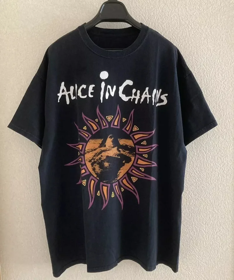 Alice in Chains Retro Graphic Print T-shirt