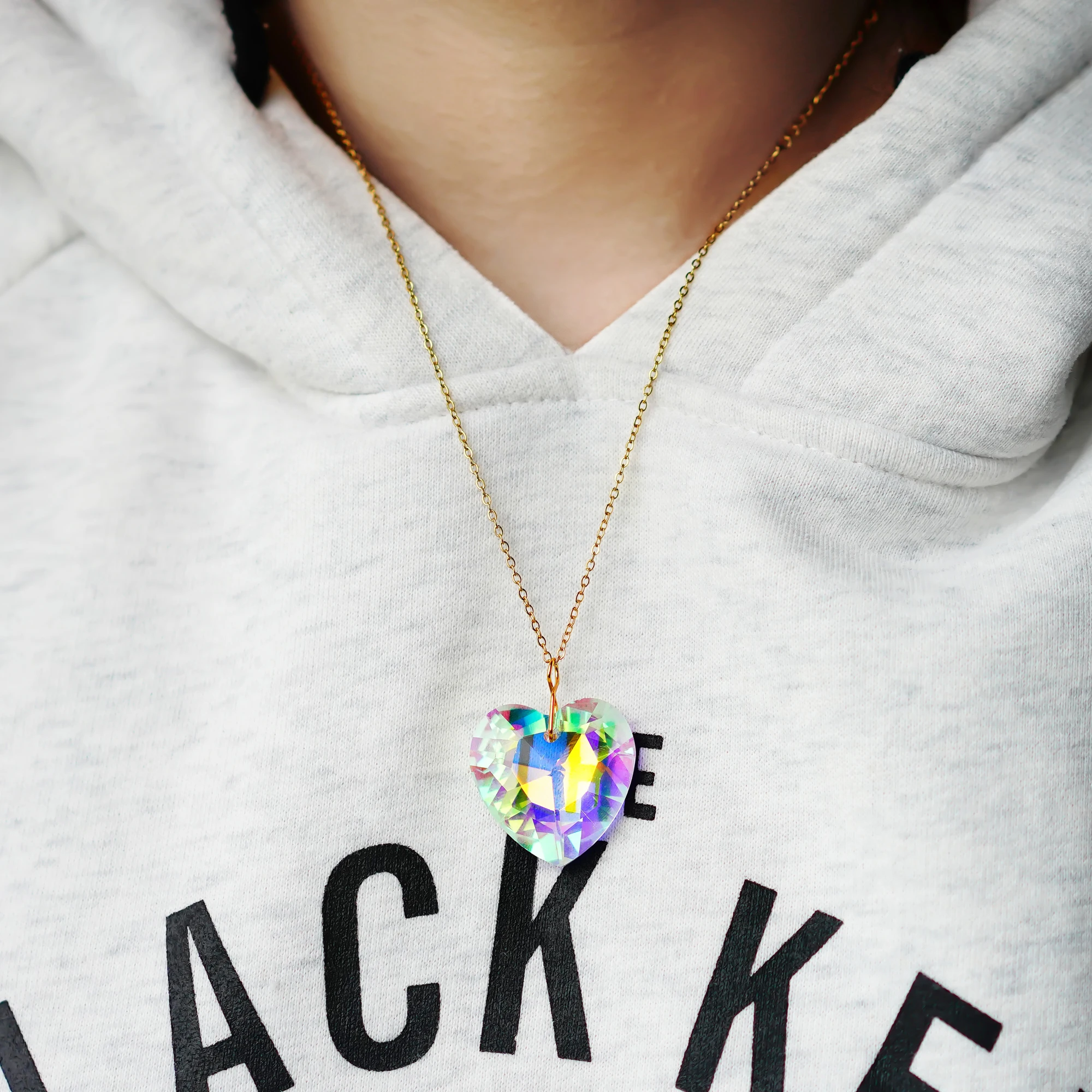 H&D 12pcs Colorful Crystal Heart Prism Suncatcher Heart Prism Chandelier Drop Parts Window SunCatcher Crystals necklace pendant
