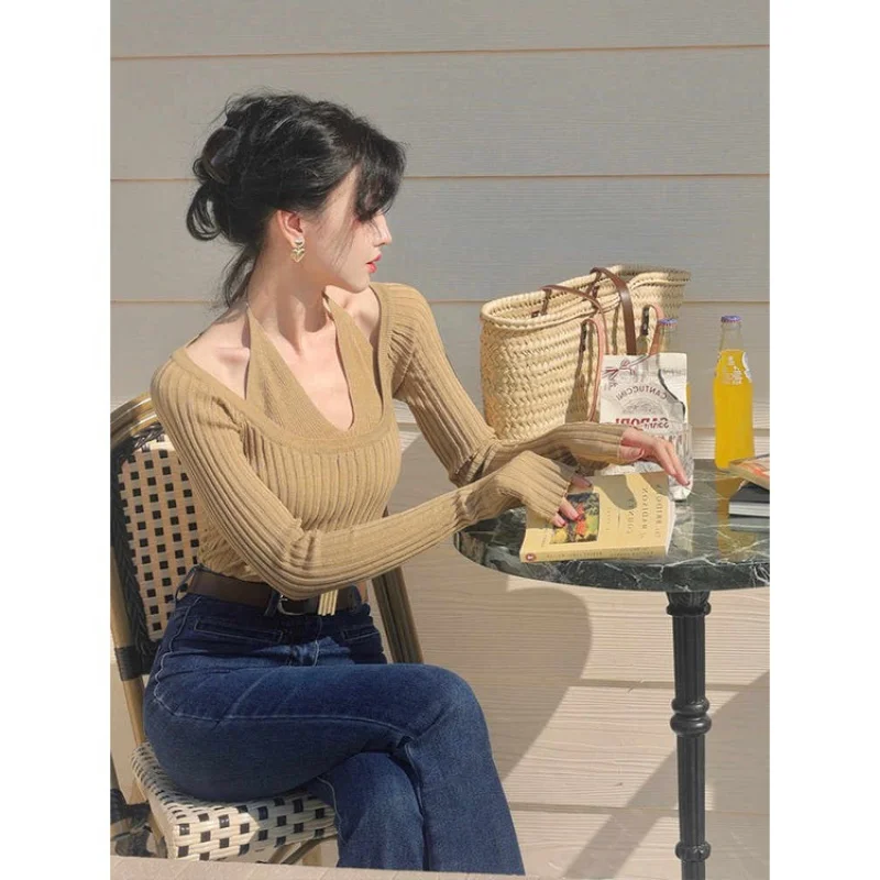 

French retro pit strip V-neck long-sleeved halter knitted sweater design niche knitted slim top women