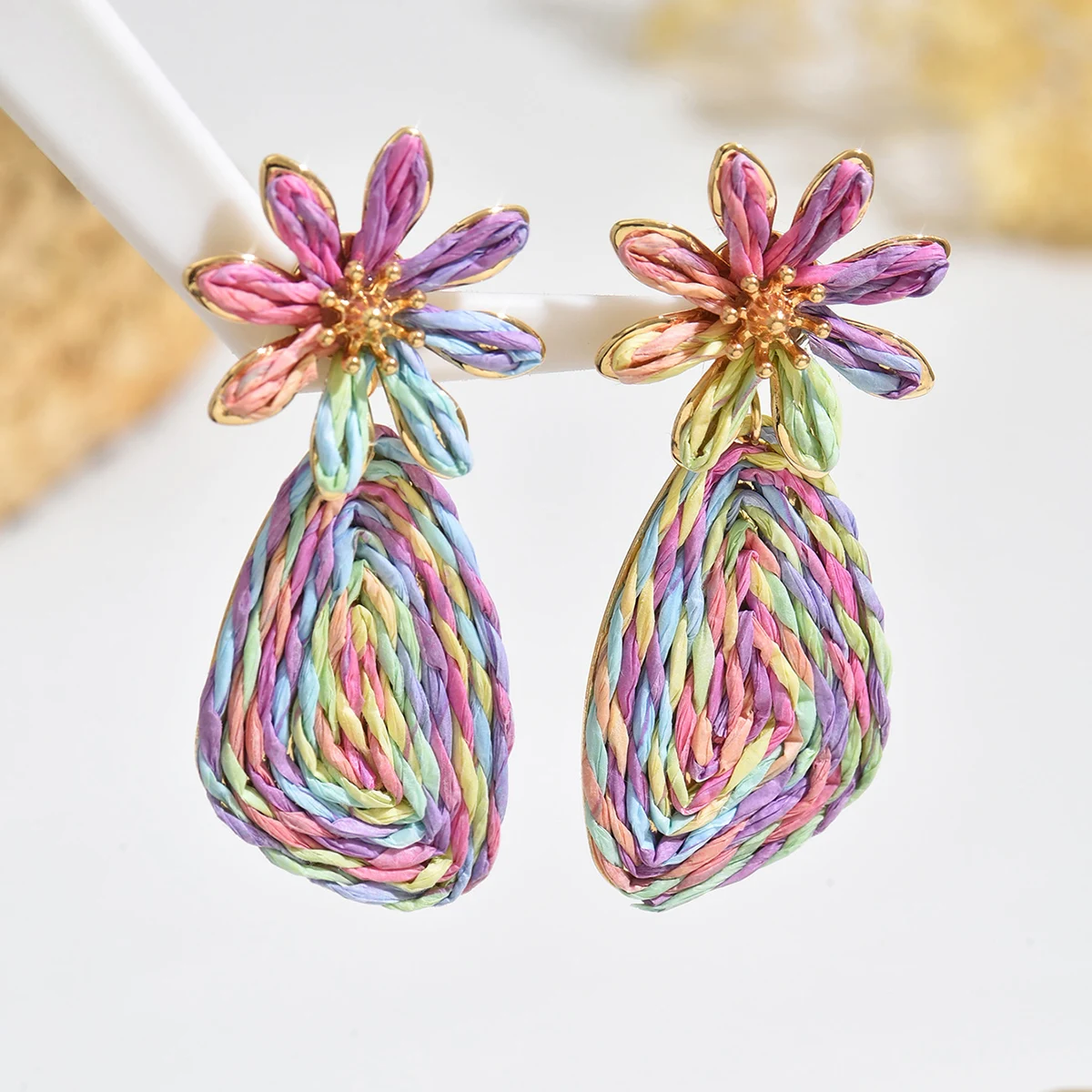 Bohemian Stylish Daisy Flower Geometric Raffia Rattan Knit Earrings for Women Summer Beach Elegant Earrings Handmade Jewelry