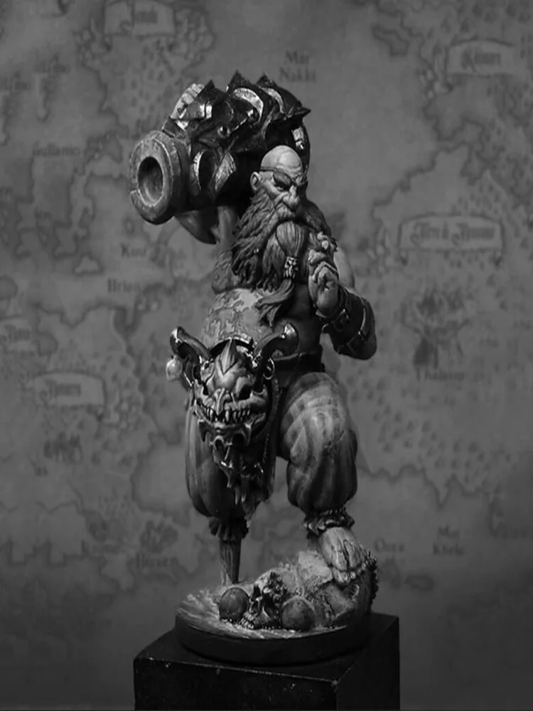 Unmontierter 1/24 ANCIENT STAND FANTASY MAN Miniaturmodellbausatz aus Kunstharz, unbemalt