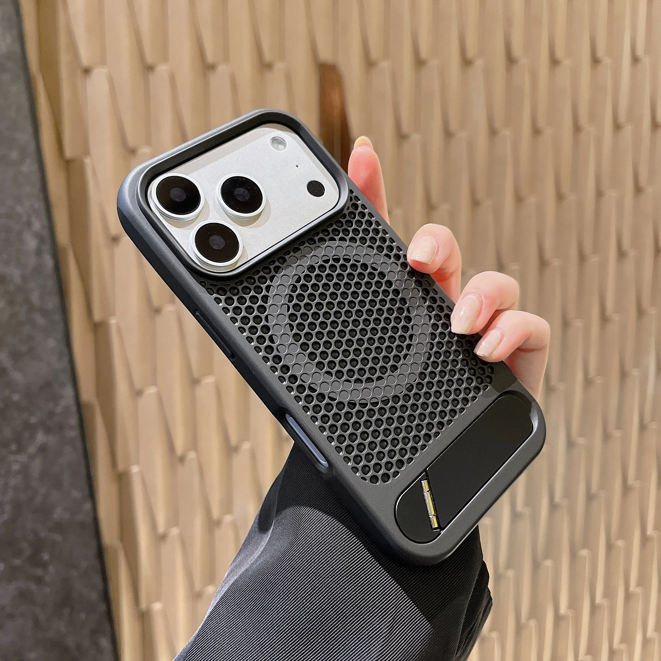 3D Honeycomb Cooling Magnetic Invisible Stand Phone Case - Enhanced Protection and Style