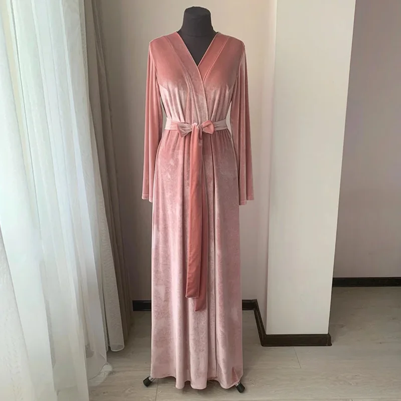 

Velvet Pink Maxi Bridal Robe Long Sleeves Wedding Bathrobes Shawl Nightgowns Lingerie Women Dressing Kimono Cape