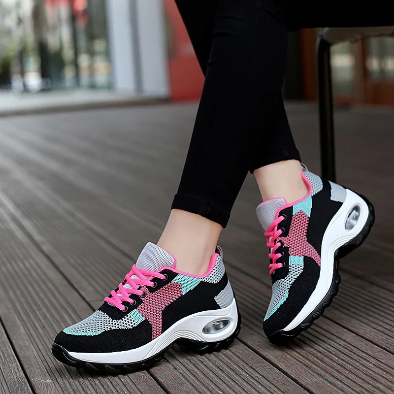 Tenis Sneakers da donna scarpe da passeggio con cuscino d'aria scarpe da Jogging da palestra traspiranti per donna piattaforma con lacci scarpe sportive Tenes Feminino