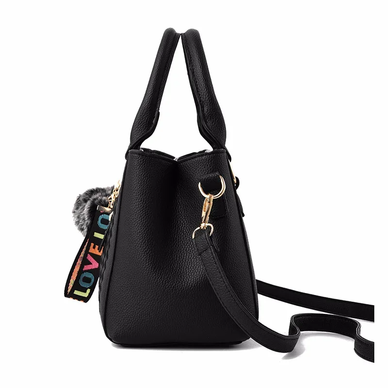 Embroidery Messenger Bags Women Leather Handbags Bags for Women Main Ladies Hair Ball Hand Bag Purse