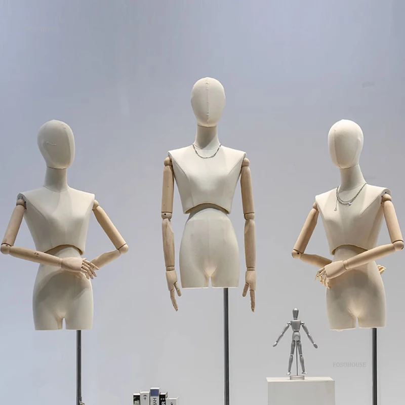 의류 매장 창문 마네킹, 한국 매혹적인 트위스트 웨이스트 버전, 마네킹 소품, 여성 하프 길이, 여성 모델 스탠드
