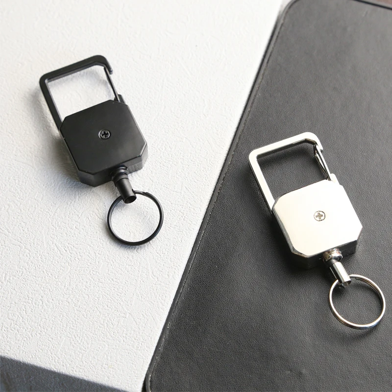 Retractable Anti-Loss Key Chain with D-Shaped Carabiner and Easy-Pull Lanyard